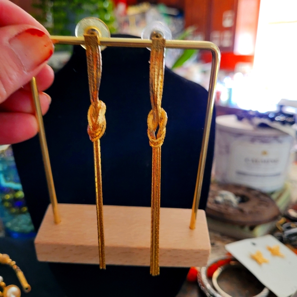 Gold plated vintage duster earrings